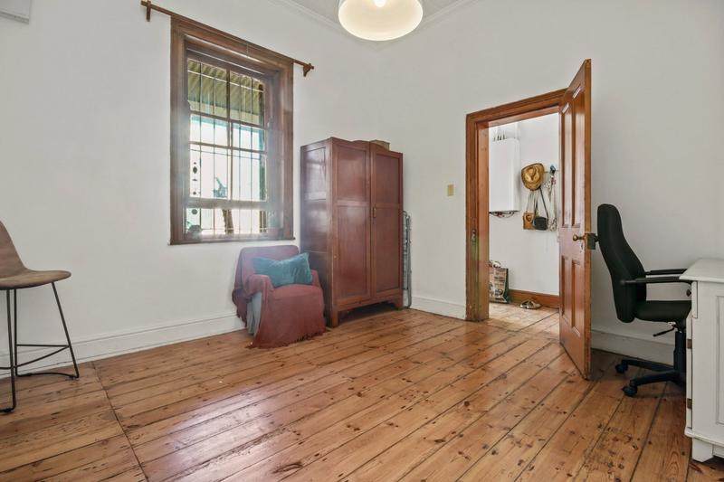 To Let 1 Bedroom Property for Rent in Observatory Western Cape